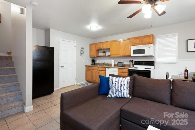 94 Church Road, Fairview, NC 28730