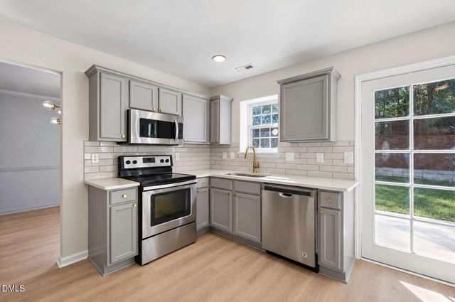 4436 Cobble Creek Lane, Raleigh, NC 27616