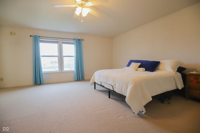 8240 Gathering Circle, Indianapolis, IN 46259