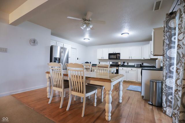 8240 Gathering Circle, Indianapolis, IN 46259