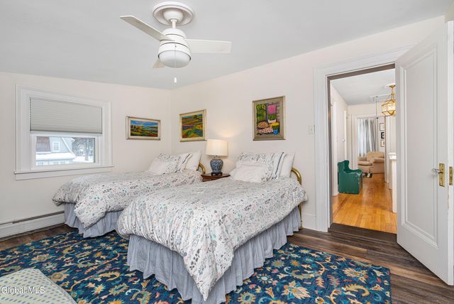 1497 Regent Street, Niskayuna, NY 12309