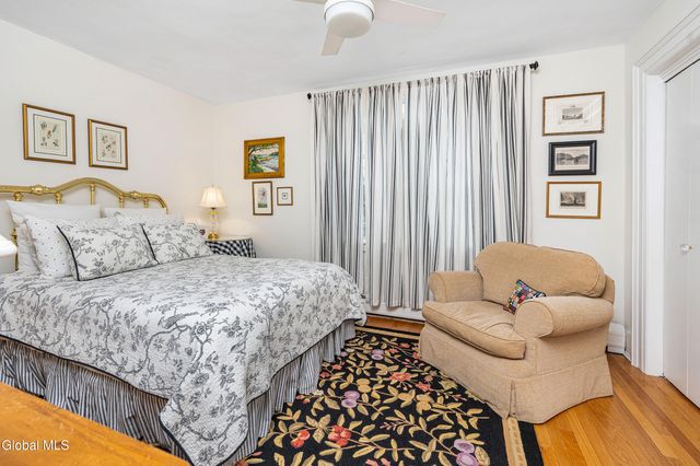 1497 Regent Street, Niskayuna, NY 12309