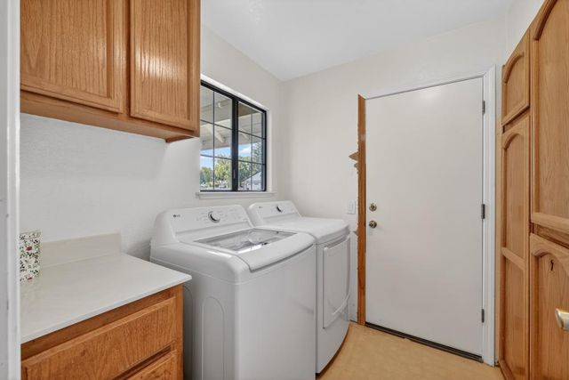 1703 Moraga Way, Roseville, CA 95661