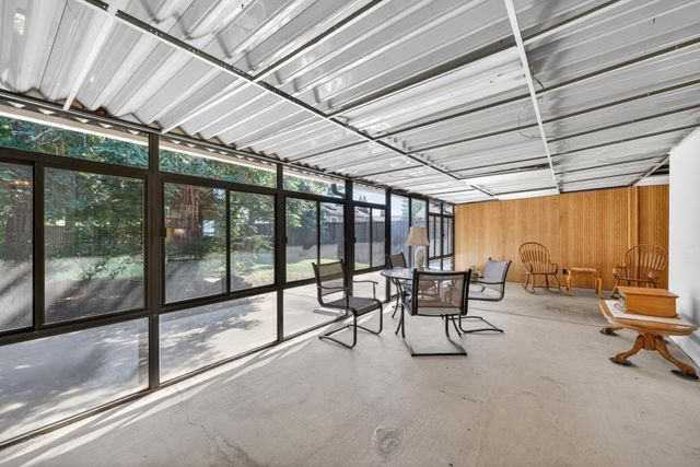 1703 Moraga Way, Roseville, CA 95661