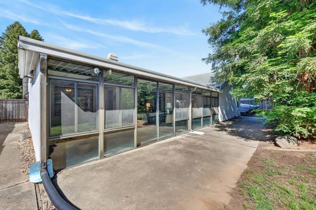 1703 Moraga Way, Roseville, CA 95661