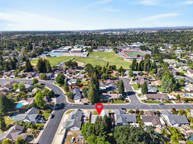 1703 Moraga Way, Roseville, CA 95661