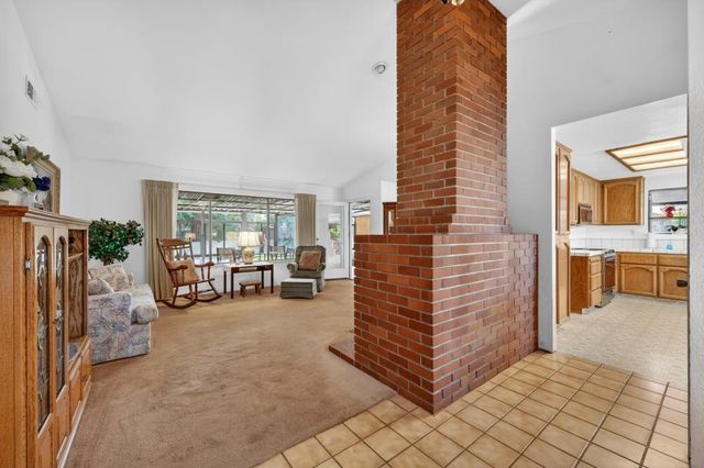 1703 Moraga Way, Roseville, CA 95661