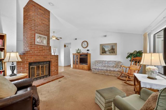 1703 Moraga Way, Roseville, CA 95661