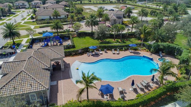 8910 Sea Chase Drive, Lake Worth, FL 33467