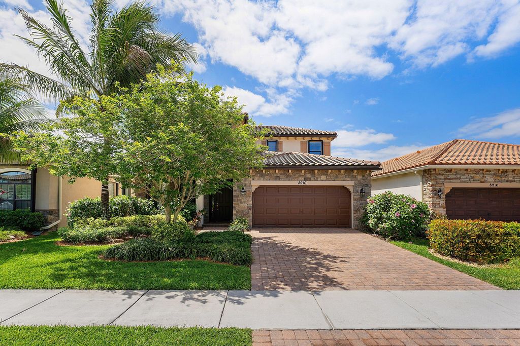 8910 Sea Chase Drive, Lake Worth, FL 33467