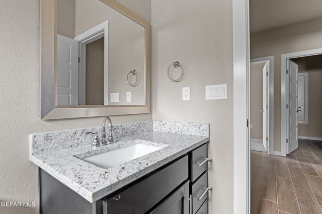 348 San Jose, Socorro, TX 79927