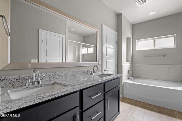 348 San Jose, Socorro, TX 79927