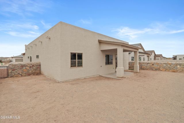 348 San Jose, Socorro, TX 79927