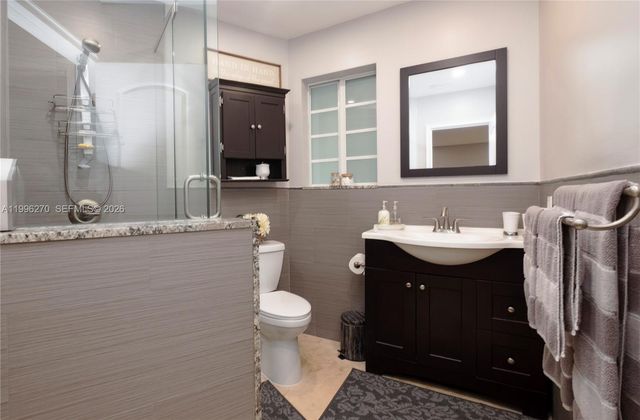 1723 NE Miami Gardens Dr 235, Miami, FL 33179