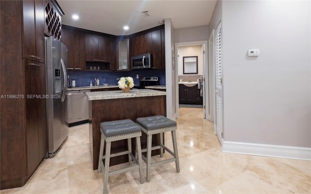 1723 NE Miami Gardens Dr 235, Miami, FL 33179