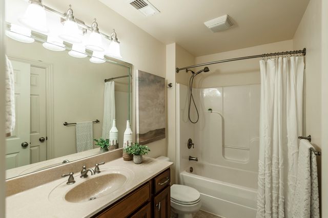 138 Saranac Trl, Hendersonville, TN 37075