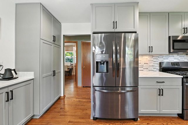 410 Hialeah DRIVE, Racine, WI 53402