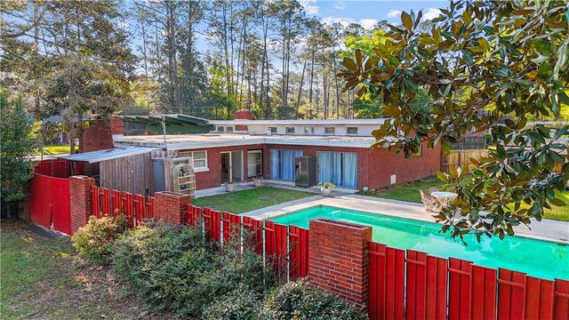 Address unavailable.