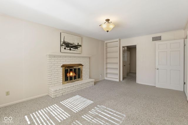 6528 Finchley Road, Indianapolis, IN 46250