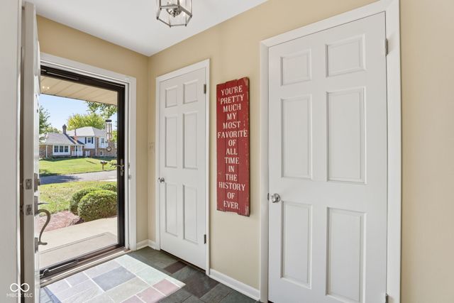 6528 Finchley Road, Indianapolis, IN 46250