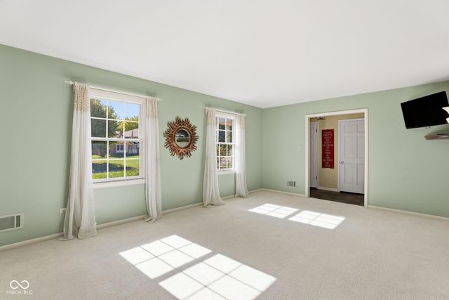6528 Finchley Road, Indianapolis, IN 46250