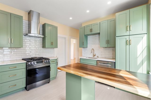 99 Beech Street 3, Belmont, MA 02478