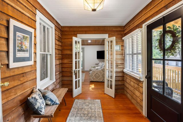 212 E Hudson Avenue, Folly Beach, SC 29439