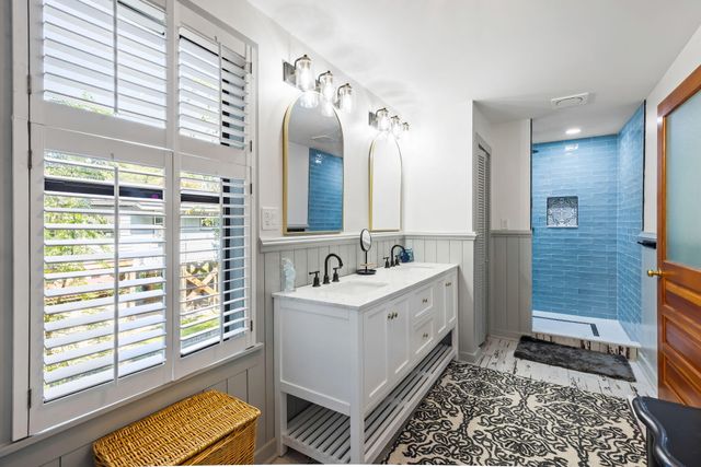 212 E Hudson Avenue, Folly Beach, SC 29439