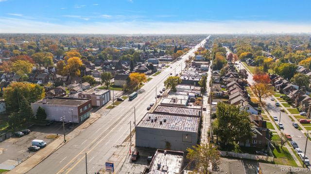 19807 VAN DYKE Street, Detroit, MI 48234