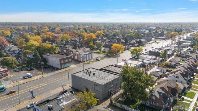 19807 VAN DYKE Street, Detroit, MI 48234