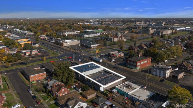 19807 VAN DYKE Street, Detroit, MI 48234