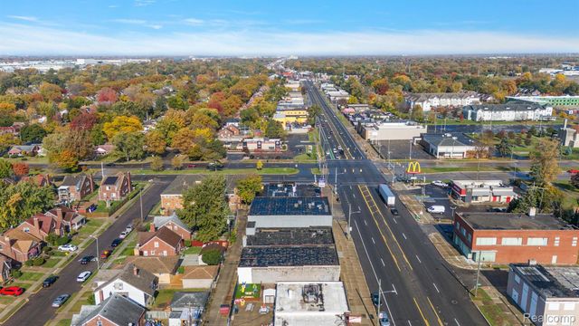 19807 VAN DYKE Street, Detroit, MI 48234