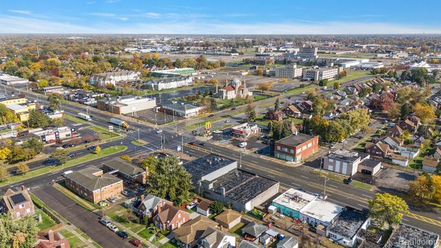 19807 VAN DYKE Street, Detroit, MI 48234