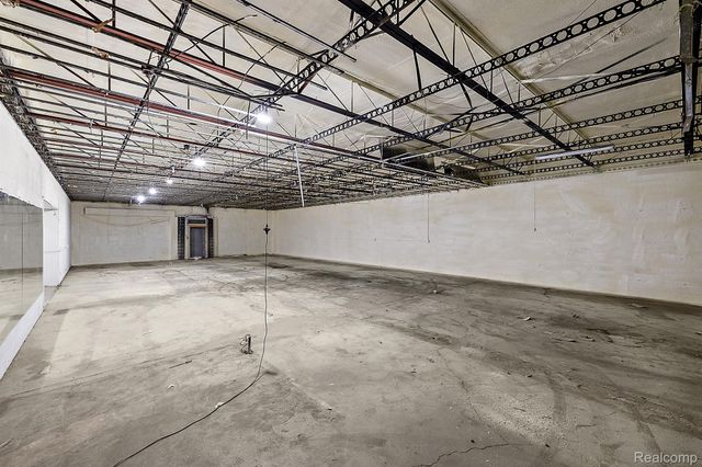 19807 VAN DYKE Street, Detroit, MI 48234