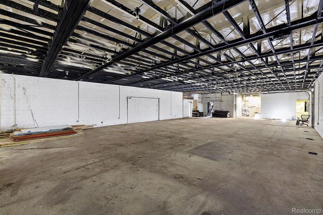 19807 VAN DYKE Street, Detroit, MI 48234