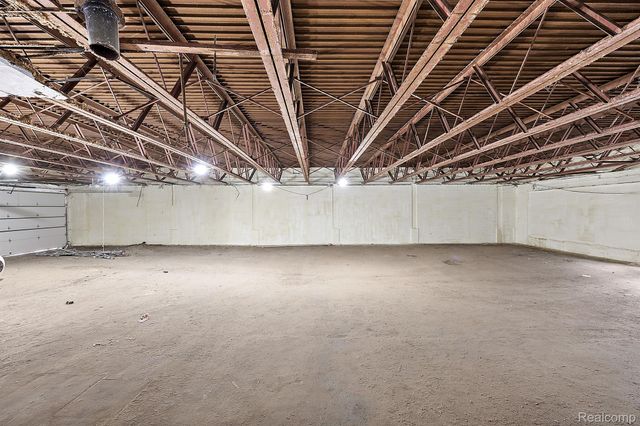 19807 VAN DYKE Street, Detroit, MI 48234