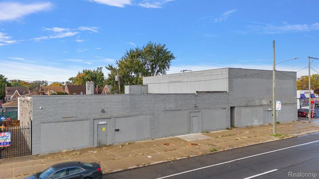 19807 VAN DYKE Street, Detroit, MI 48234