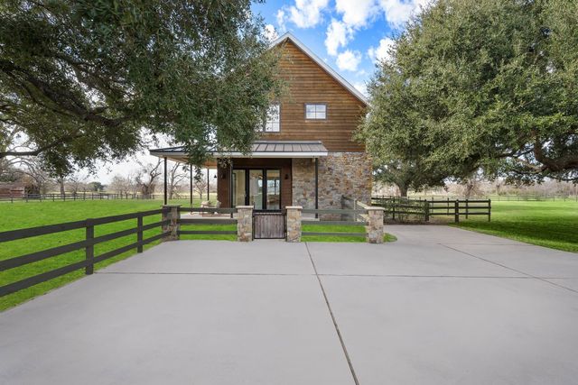 5511 Fulbrook Road, Fulshear, TX 77441