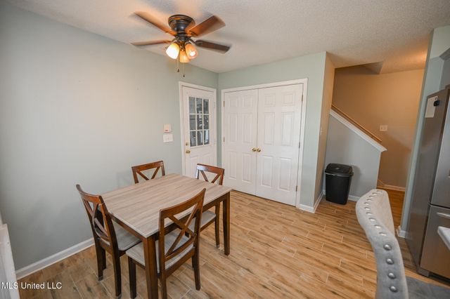 1367 N Pendulum Drive, Hernando, MS 38632