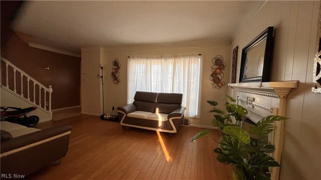 1766 Longwood Drive, Mayfield Heights, OH 44124