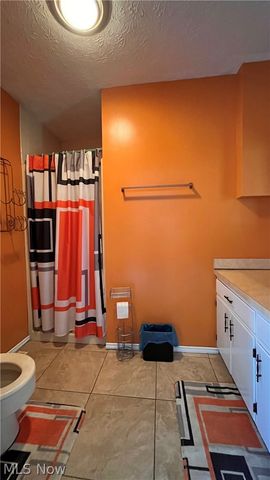 1766 Longwood Drive, Mayfield Heights, OH 44124