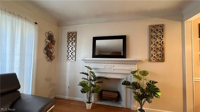 1766 Longwood Drive, Mayfield Heights, OH 44124