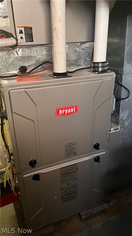 1766 Longwood Drive, Mayfield Heights, OH 44124