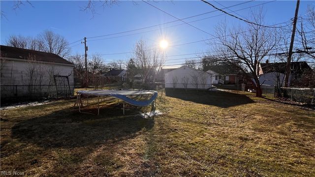 1766 Longwood Drive, Mayfield Heights, OH 44124