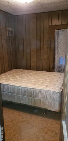 481 Harvey Avenue, Pontiac, MI 48341