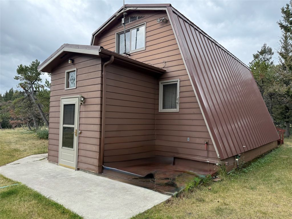 6 Arrow Leaf Loop, Choteau, MT 59422 photo 4