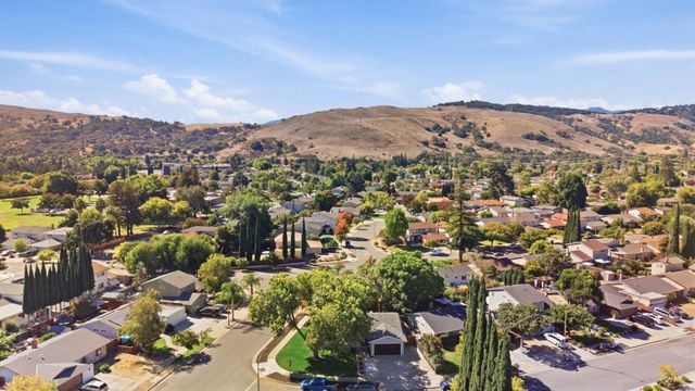 6575 Kaneko Drive, San Jose, CA 95119