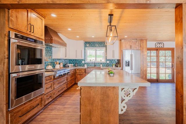 19112 Marjorie Road, Salinas, CA 93907