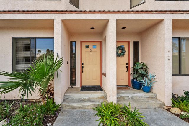 401 E Vista Chino 6, Palm Springs, CA 92262