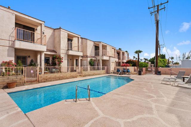 401 E Vista Chino 6, Palm Springs, CA 92262